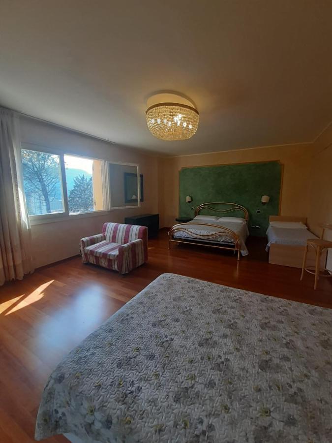 アスコリ・ピチェーノ Parco Dei Gelsomini Bed & Breakfast エクステリア 写真