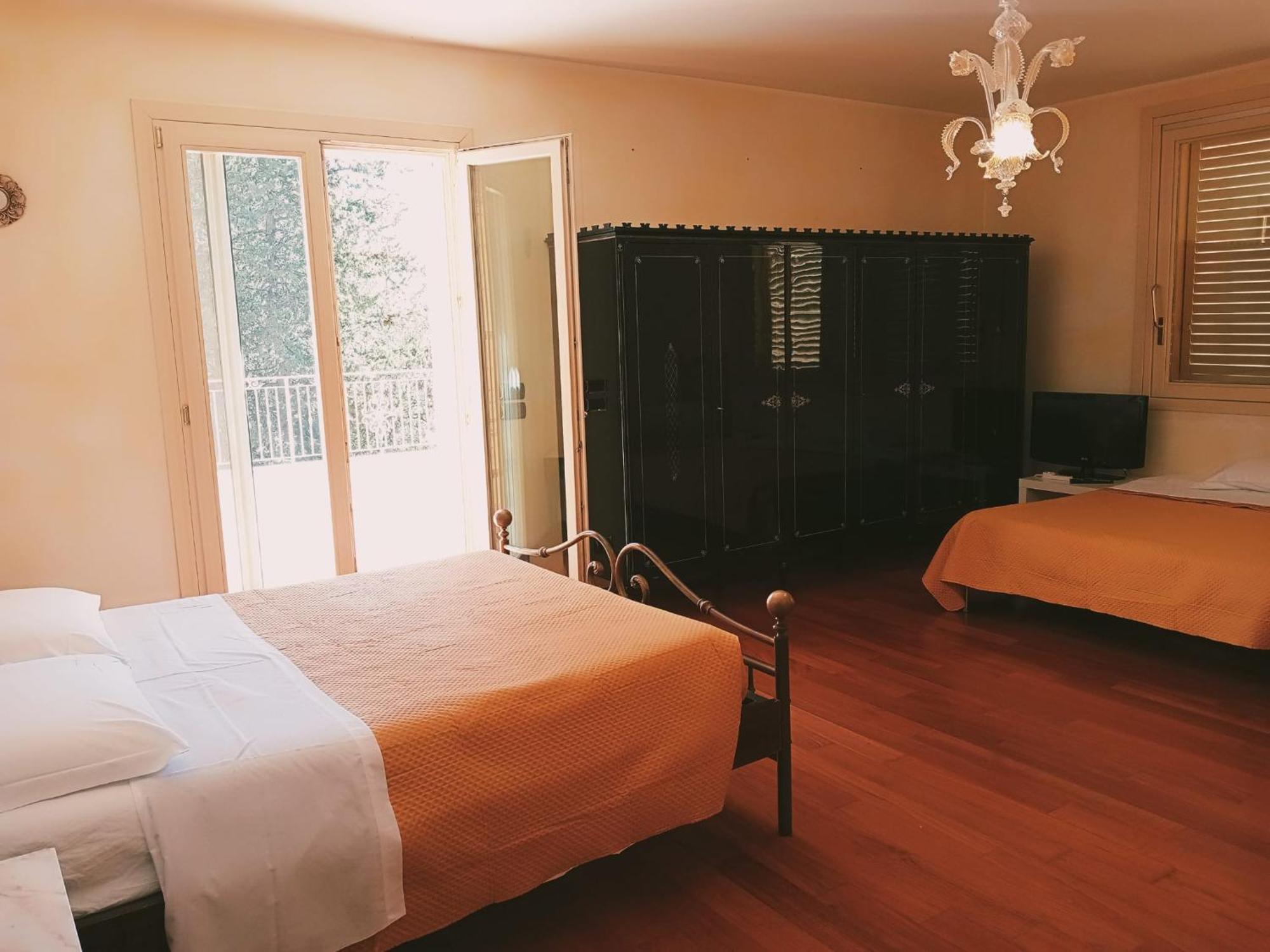 アスコリ・ピチェーノ Parco Dei Gelsomini Bed & Breakfast エクステリア 写真