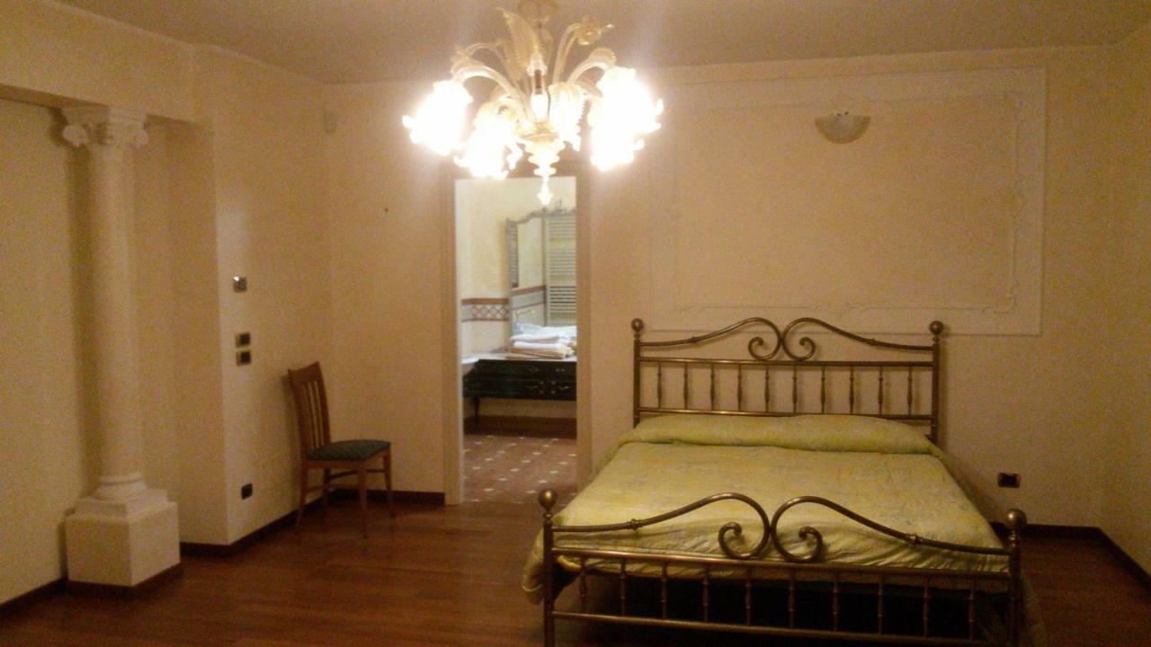 アスコリ・ピチェーノ Parco Dei Gelsomini Bed & Breakfast エクステリア 写真